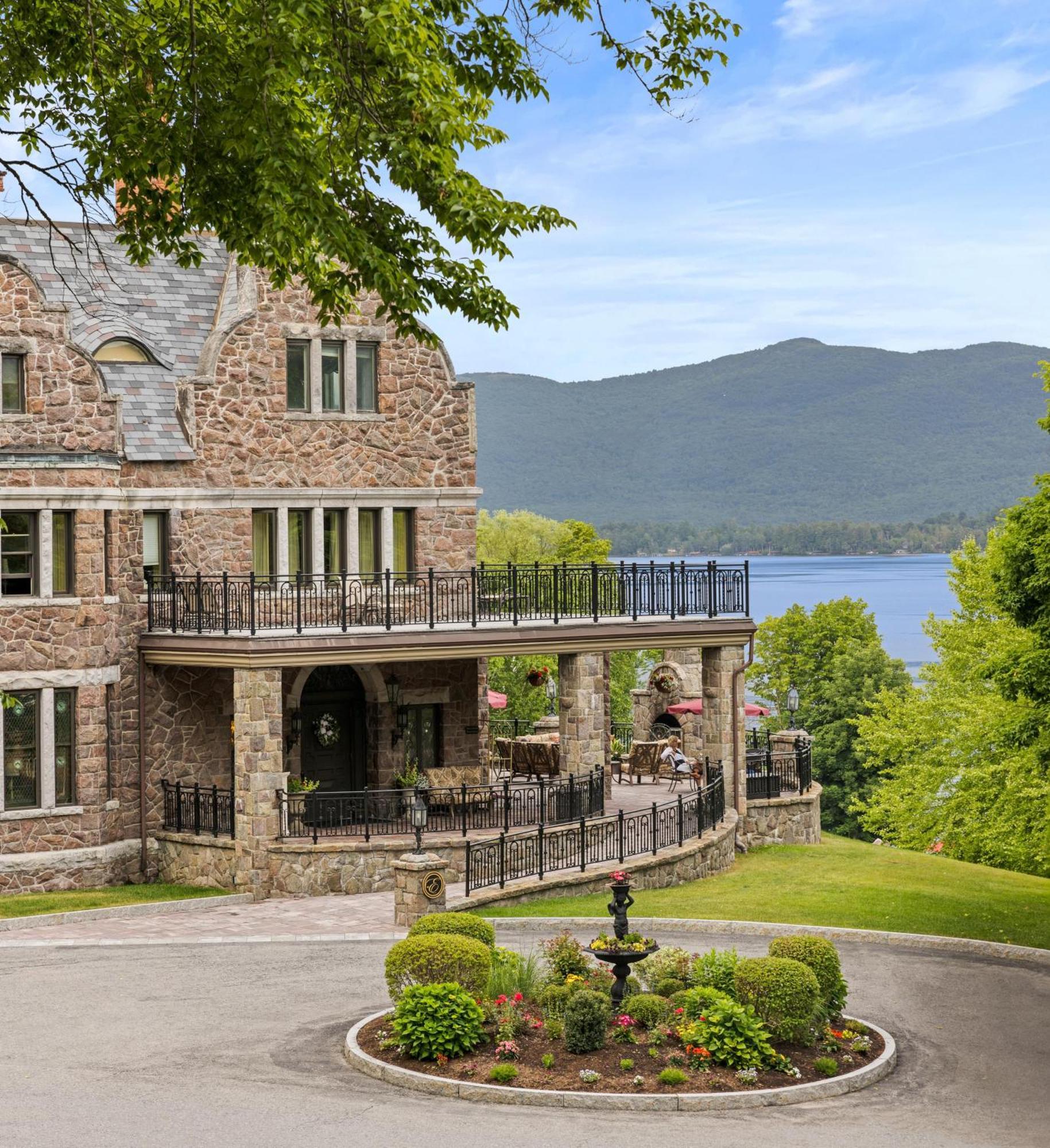 The Inn At Erlowest Lake George Exterior photo